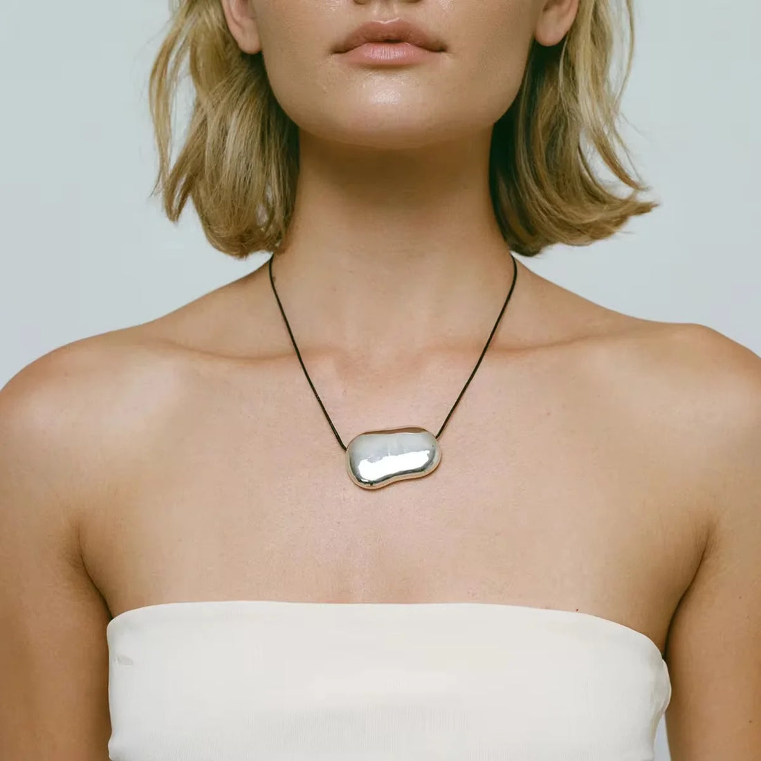 Black Pendant Necklace