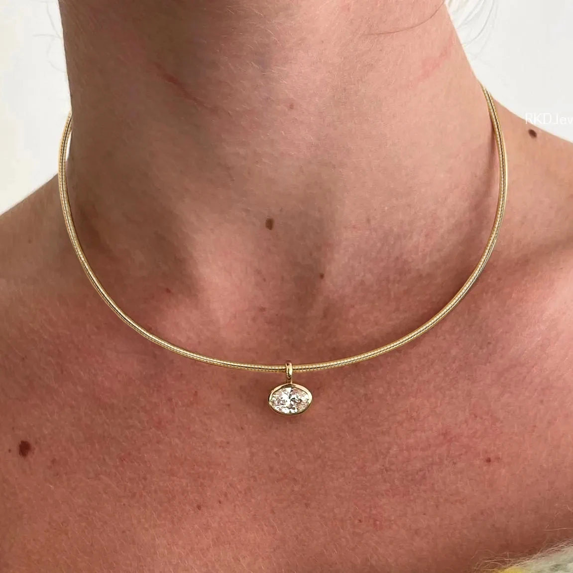 Oval Moissanite Choker