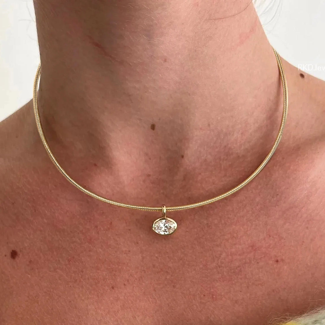 Oval Moissanite Choker