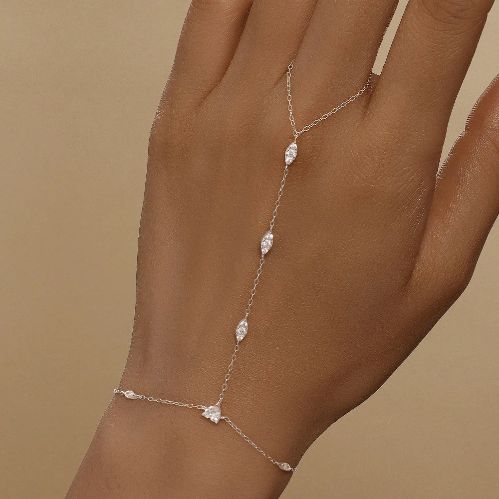 Clover Hand Chain Bracelet