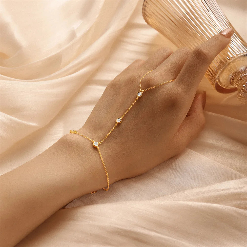 Clover Hand Chain Bracelet