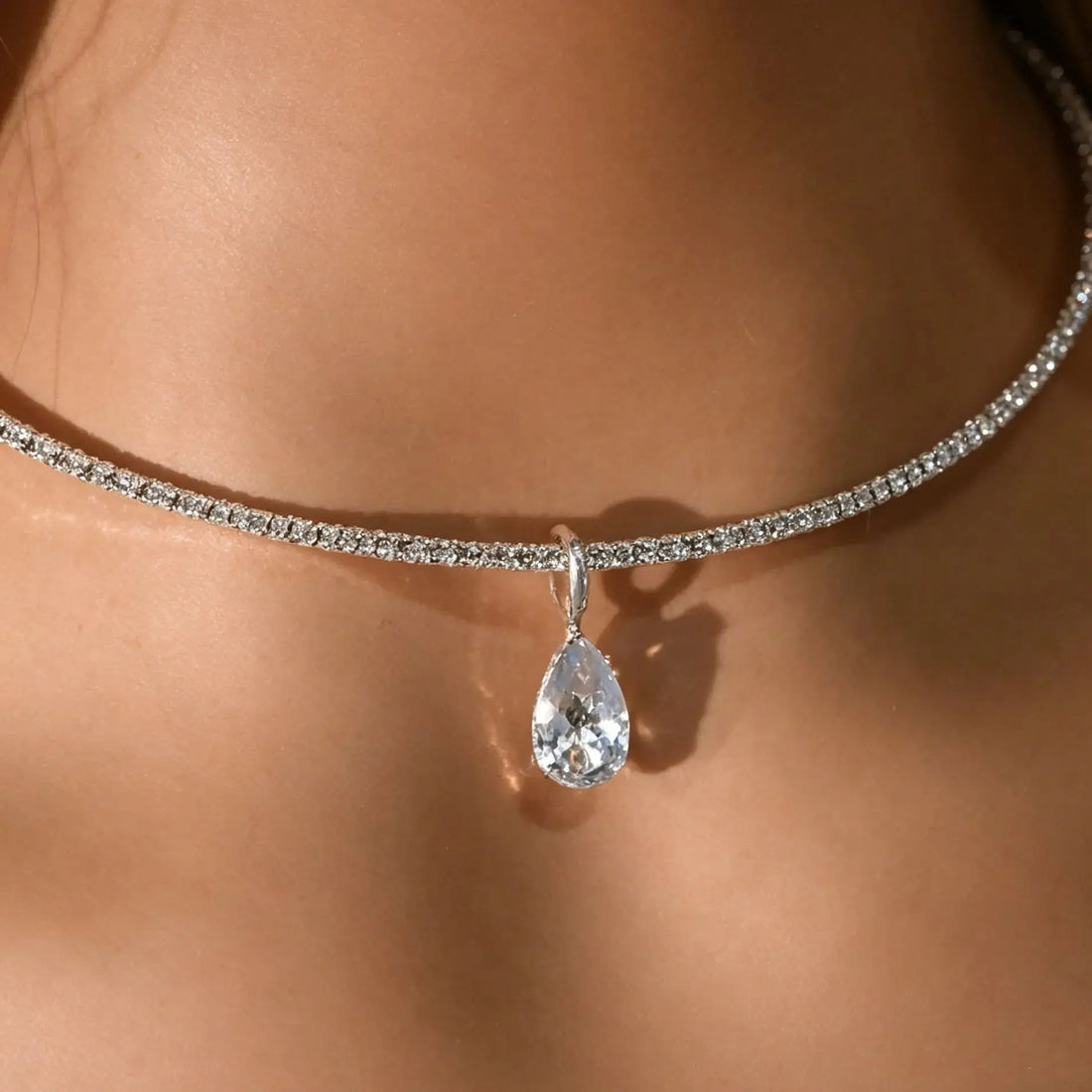 Waterdrop Choker Necklace