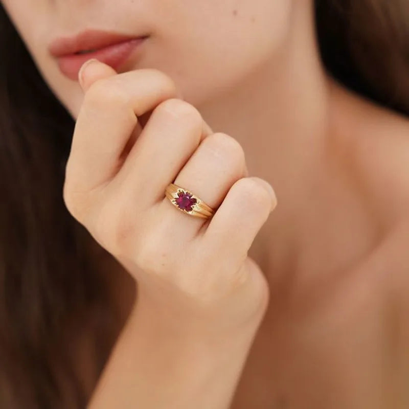 Red Flower Ring
