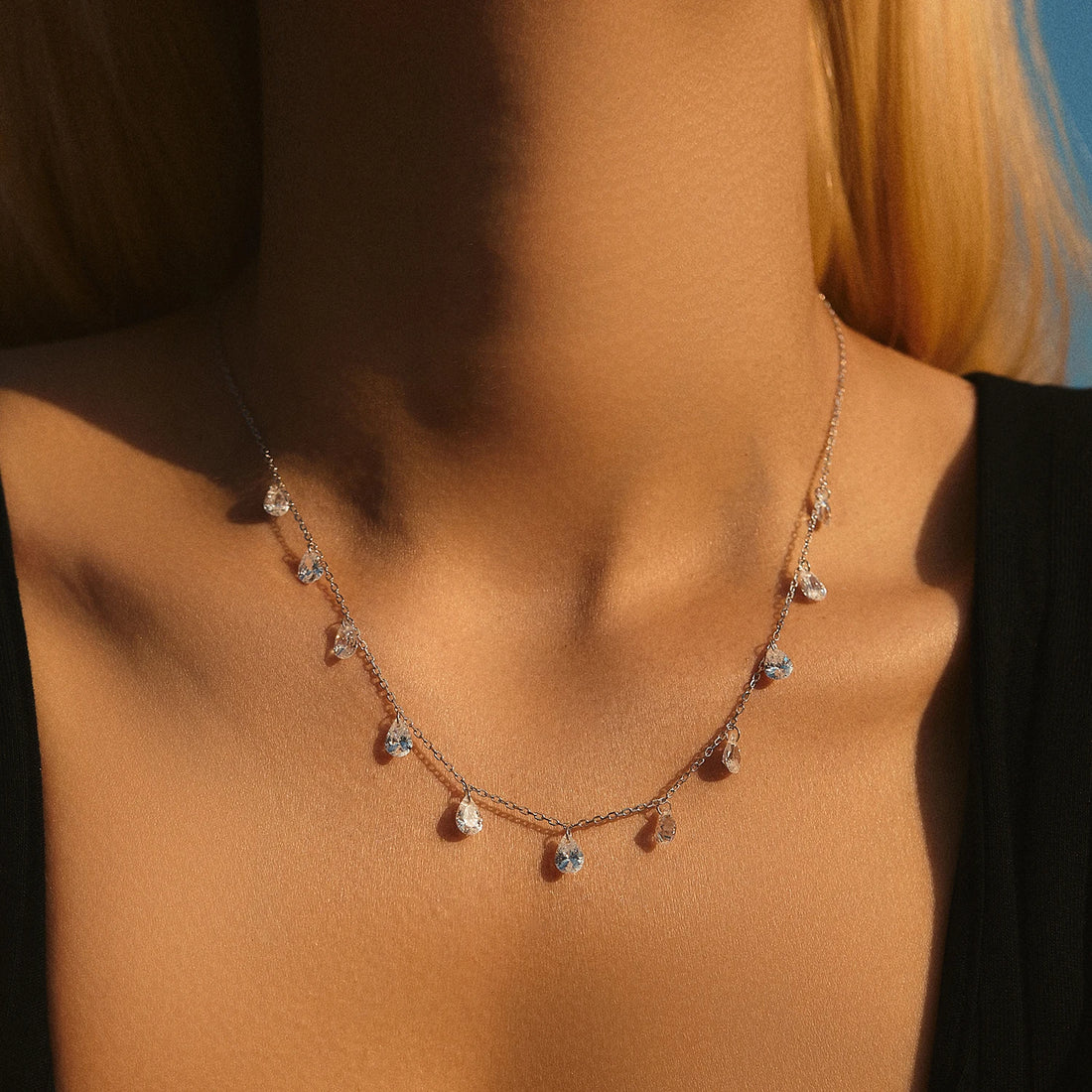 Zircon Clavicle Necklace