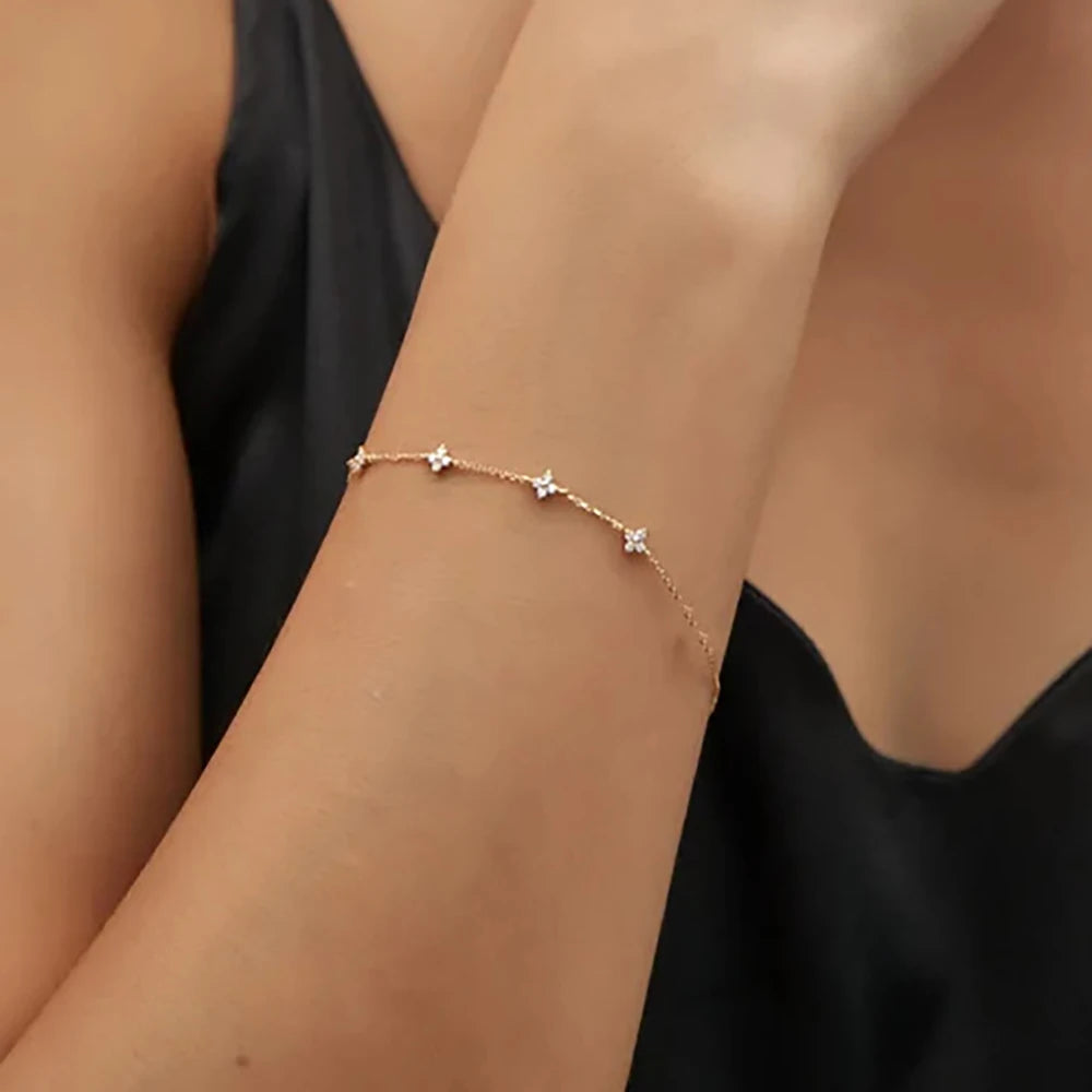Clover Zircon Necklace