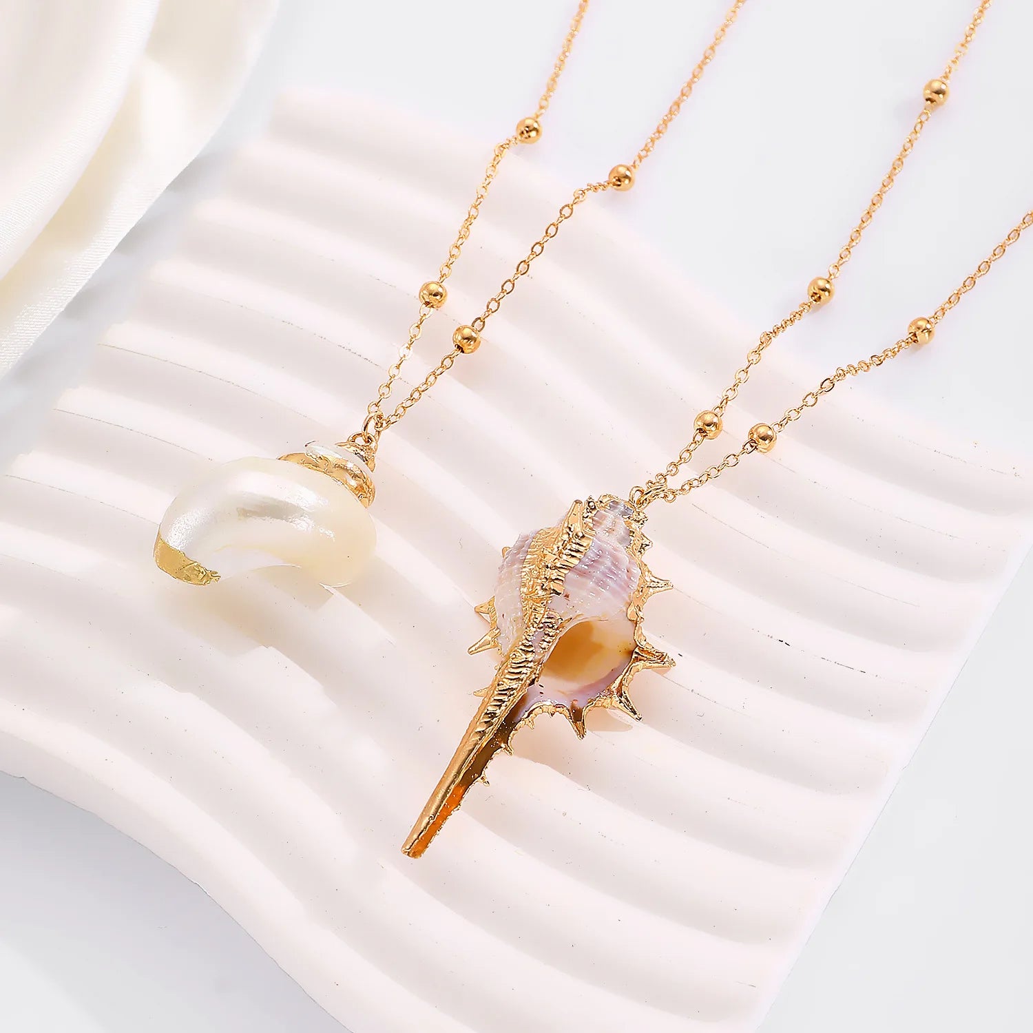Shell Pendant Necklace